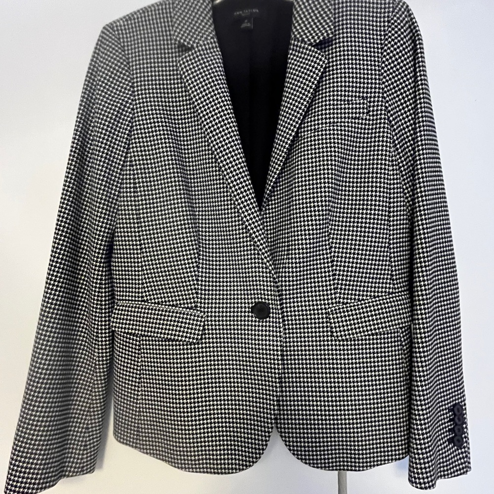 Ann Taylor Black and White Houndstooth Blazer